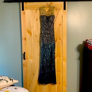 Beautiful hombres prom dress